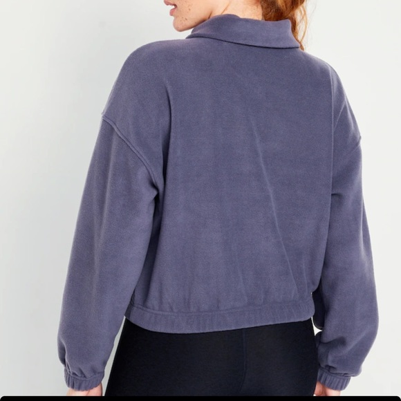 NWT OLD NAVY Micro Fleece Cropped Pullover Color: Volcanic Glass - Picture 2 of 6